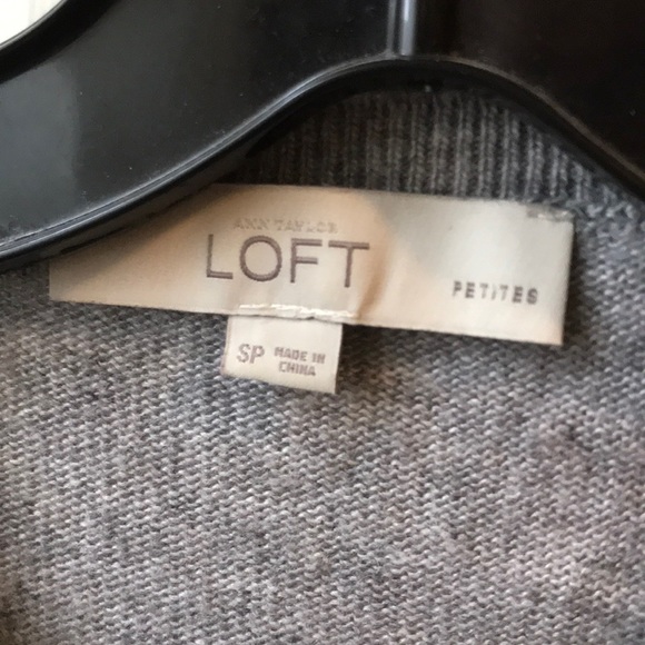 Soft gray cardigan - Picture 3 of 3